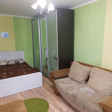 Район Деснянской Правды Apartment Cernihiv Exterior foto