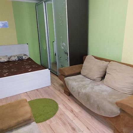 Район Деснянской Правды Apartment Cernihiv Cameră foto