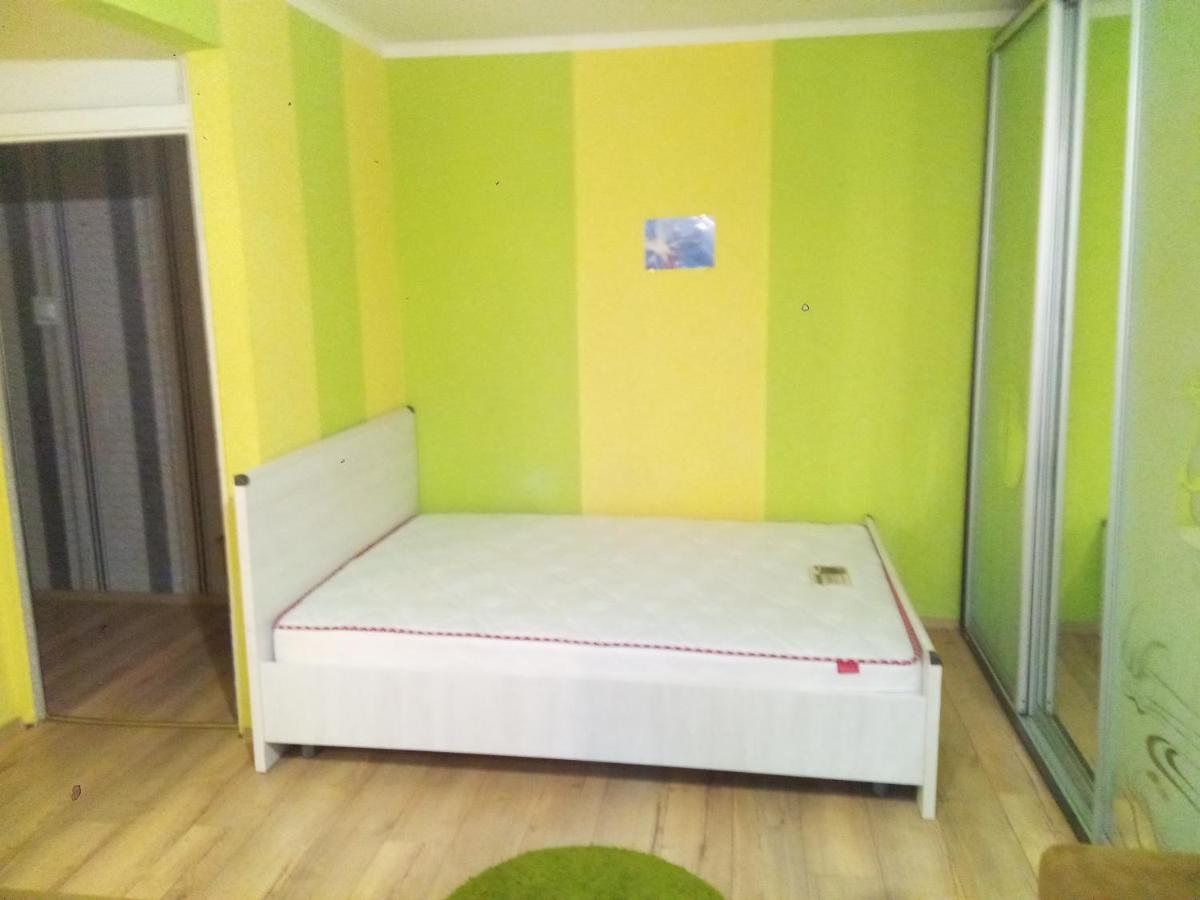 Район Деснянской Правды Apartment Cernihiv Exterior foto