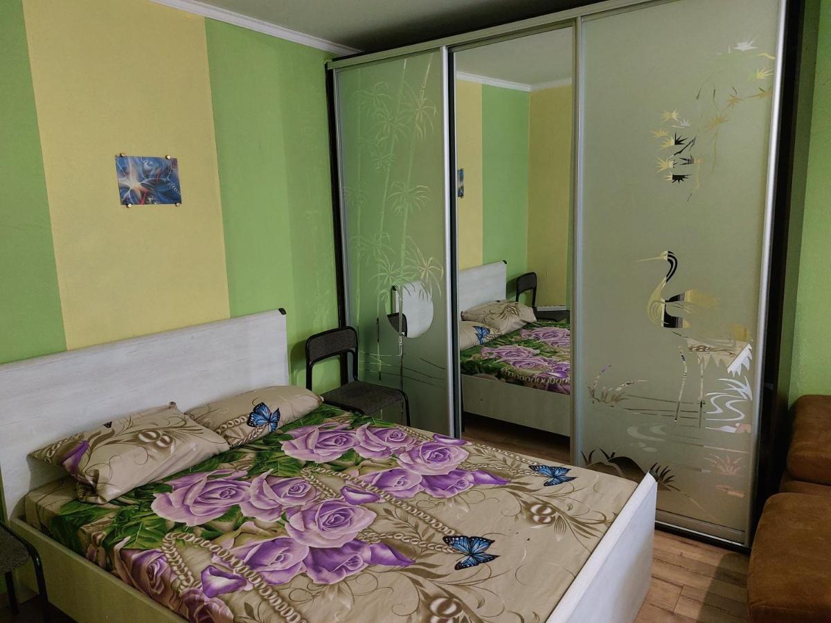 Район Деснянской Правды Apartment Cernihiv Exterior foto
